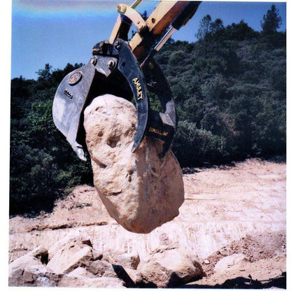 Amulet Manufacturing PowerClamp Non-Linkage Hydraulic Excavator Thumb