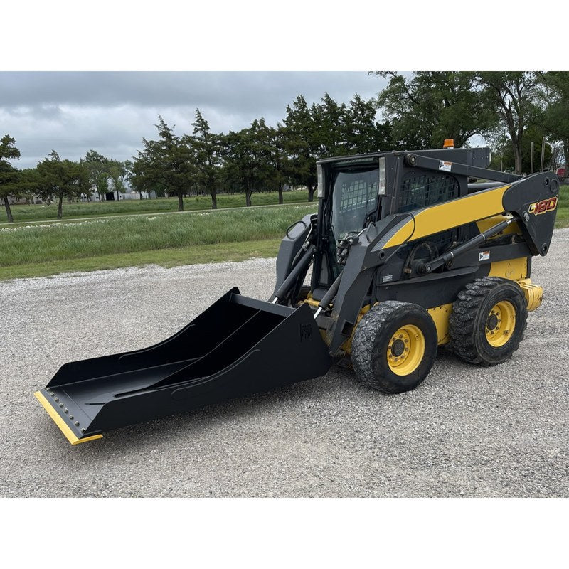 Maxx Attachments Skid Steer Conveyor Cleaning Bucket