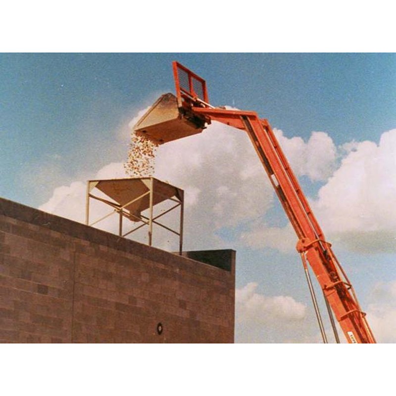 Star Industries Heavy Duty Telehandler and Forklift Bucket